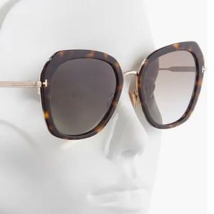Tom ford Kenyan sunglasses euc 💯 % authentic